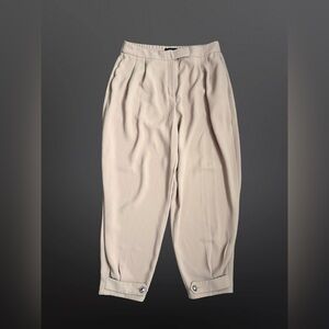 Express Woman’s Pleated Cropped Pants Color Tan Size Medium